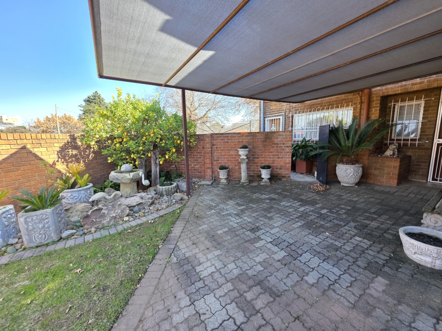 3 Bedroom Property for Sale in Naudeville Free State